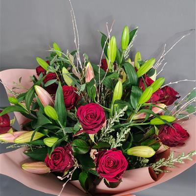 Luxury Lily &amp; Rose Bouquet
