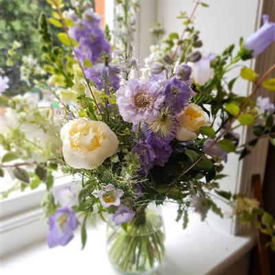 Florist choice vase arrangement